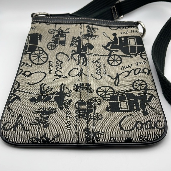 Coach Carriage Crossbody Grey & Black Crossbody Bag - Picture 3 of 10